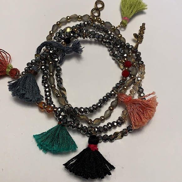 Faceted Crystal Stretch Bracelets With Tassel Charms NEW - Picture 3 of 3